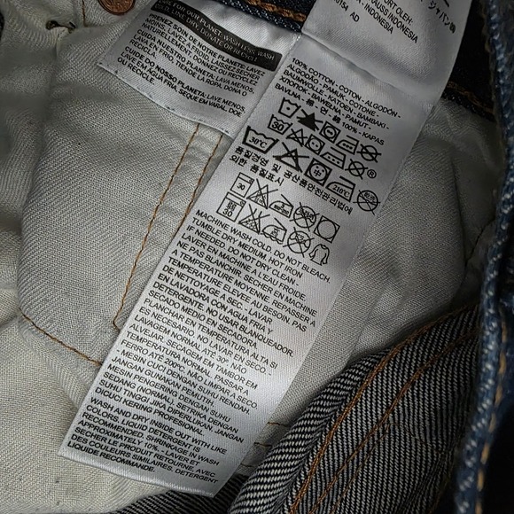 Levis 501 Mens 42x30 Blue Original Fit Straight Leg Button Fly Jeans Dark Wash - Picture 8 of 8